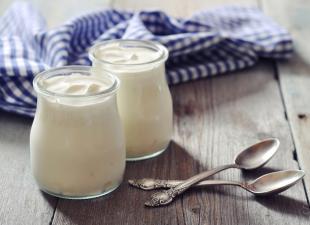 Comment faire une délicieuse crème sure maison : les meilleures recettes